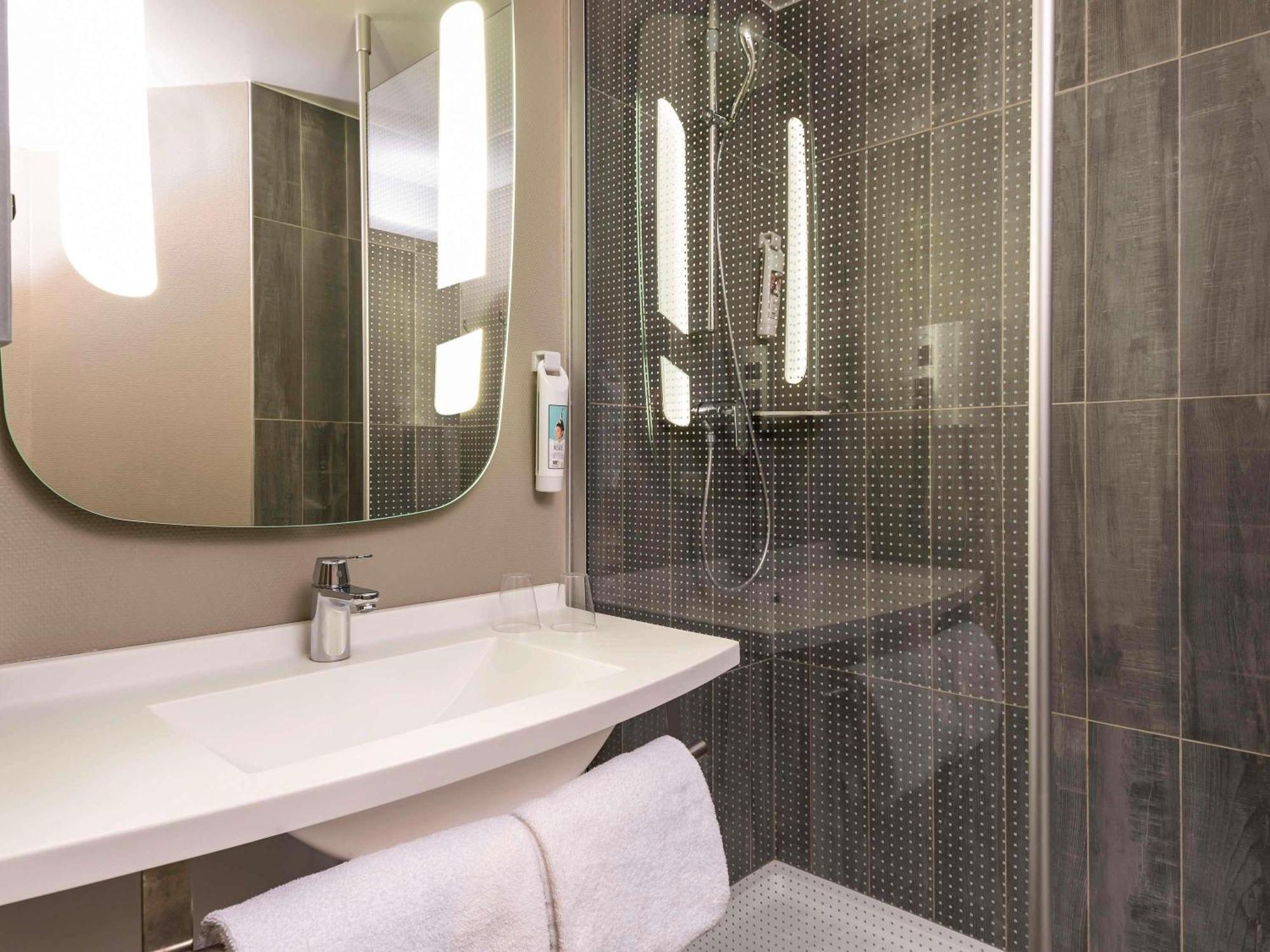 Ibis Alesia Montparnasse Hotel 3*