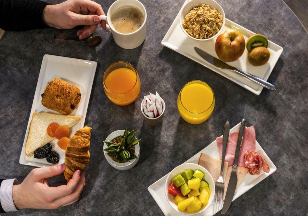 Hotel Ibis Alesia Montparnasse París